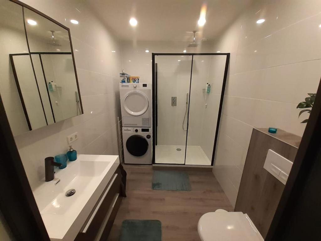 Appartement Deluxe Tilburg Eksteriør bilde
