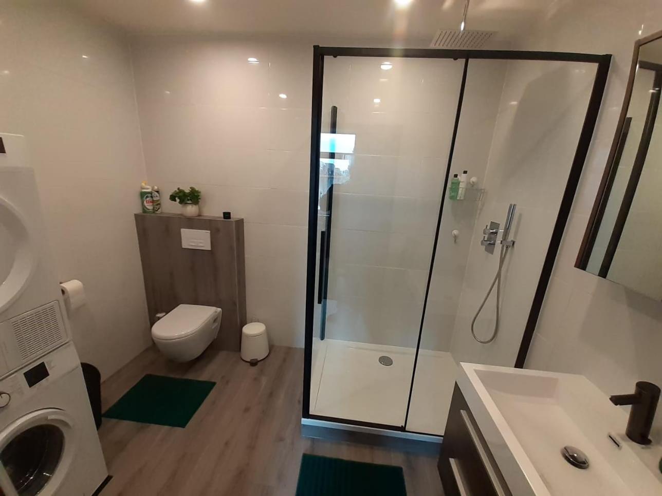 Appartement Deluxe Tilburg Eksteriør bilde